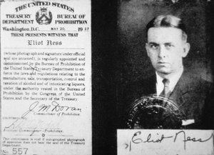 Prohibitionsagenten-Ausweis von Eliot Ness (1903-57) datiert auf den 20. Mai von American School