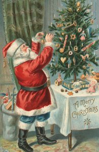 Weihnachtsmann schmückt einen Weihnachtsbaum