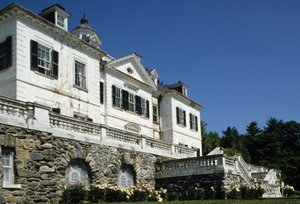 The Mount, entworfen von Edith Wharton, fertiggestellt 1902 von American School