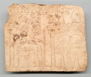 Künstlerisches Probestück: Hathor im Schrein, Opfergaben, Ochsenkopf