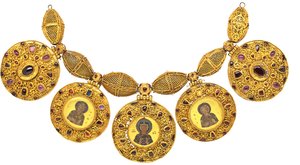 Halskette mit Anhängern, frühes 12. Jahrhundert von Ancient Russian Art