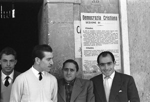 CROTONE - Unter dem DC-Manifest von Ando Gilardi