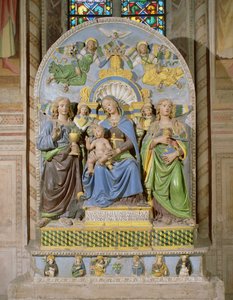 Madonna und Kind auf dem Thron, der Medici-Kapellenaltar