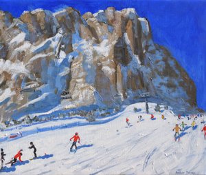 Skifahren den Berg hinunter, Selva Gardena von Andrew Macara