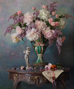 Elegantes Pfingstrosen Stillleben