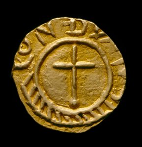 Crondall-Münze Nr. 59, angelsächsische Münze aus dem Crondall-Hort, Crondall, Hampshire (Gold)