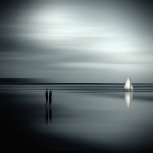 Träumerische Ozeansilhouetten von Anja Buehrer