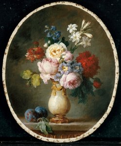 Eine Vase mit Blumen und zwei Pflaumen auf einem Marmortisch, 1781