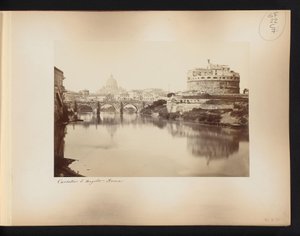 Ansicht der Engelsburg, des Tiber und des Petersdoms in Rom, Italien von Anonymous