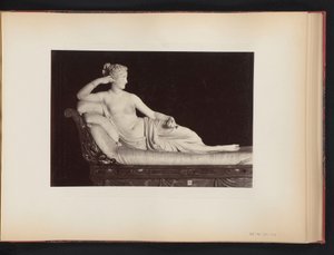 Skulptur von Pauline Borghese-Bonaparte als Venus Victrix von Antonio Canova in der Galleria Borghese in Rom, Italien von Anonymous