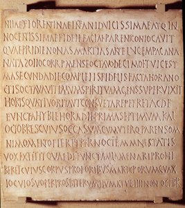 Christliche Antike: Inschriften von Catania, die die Methode der Verwaltung von Taufen und Begräbnisriten beschreiben, Anfang des 4. Jahrhunderts. Louvre Museum, Paris