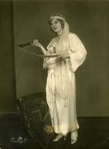 Die Entführung aus dem Serail - Lotte Schoene (Schone) (1891-1977) als Blonde in "Die Entführung aus dem Serail" von Wolfgang Amadeus Mozart von Anonymous Anonymous