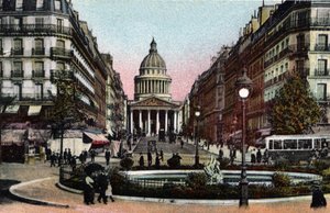 Paris: Blick auf die Rue Soufflot und das Pantheon. Fotografie von 1920 in "Künstlerisches Album" der Stadt Paris. Private Sammlung. von Anonymous Anonymous