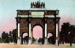 Paris: Blick auf den Arc de Triomphe du Carrousel, realisiert von Pierre Francois Leonard Fontaine (1762-1853) und Charles Percier (1764-1838) im Jahr 1809. Fotografie von 1920 im „Artistic Album“ der Stadt Paris. Private Sammlung. von Anonymous Anonymous