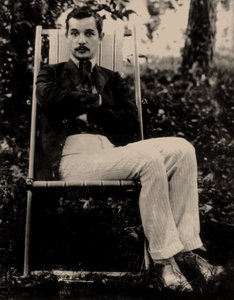Sacha Tchorny - Porträt des Dichters Sasha Chorny (1880-1932), Anonym. Fotografie