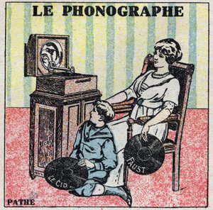 Schallenergie: der Phonograph. Eine Mutter und ihr Sohn hören eine Schallplatte auf einem Pathe-Phonographen. Anonyme Illustration von 1925. Private Sammlung.