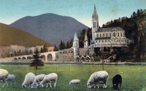 Die Basilika in Lourdes - Hautes Pyrenees (65) um 1900 von Anonymous Anonymous