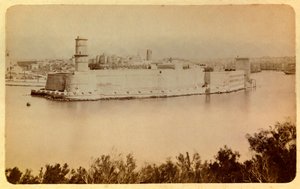 Die Stadt Marseille und ihre Umgebung um 1885-1890: Fort Saint Jean, Ansicht vom Pharo von Anonymous Anonymous