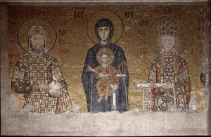Die Jungfrau zwischen Johannes II. Komnenos und seiner Frau Irene von Ungarn (Mosaik, 6. Jahrhundert) von Anthemius of and Miletus Isidore of Tralles