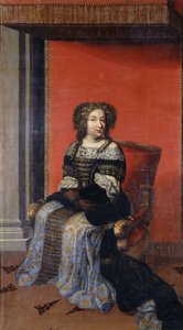 Porträt von Königin Maria Theresia, ganzsitzend, in einem juwelenbesetzten schwarzen Mieder mit Spitzenkragen und einem blau-goldenen Rock, auf einem Thron von Antoine (after) Dieu