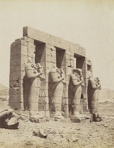 Ramesseum, Theben, Blick auf den Südosten des zweiten Hofes