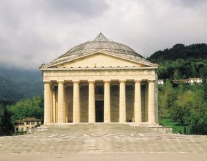 Pronaos, Canova-Tempel (Tempio Canoviano) oder Erzpriesterkirche der Heiligen Dreifaltigkeit, entworfen von Antonio Canova (1757-1822), Possagno, Venetien, Italien