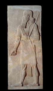 Krieger in Waffen aus dem Hof des Palastes des assyrischen Königs Sargon II (721 - 705 v. Chr.). Paris, Louvre Museum