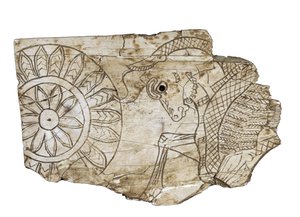 Plakettenfragment, das einen geflügelten Stier darstellt, aus Nimrud, Irak, 8. Jahrhundert v. Chr.