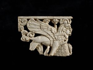 Sphinx-Fragment aus Fort Shalmaneser, Nimrud, assyrisch, 8. Jahrhundert v. Chr.