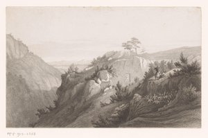 Berglandschaft mit in den Felsen gemeißelter Figur