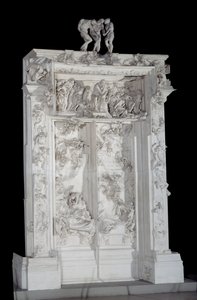 Das Tor zur Hölle. Hochrelief in Gips über der Gruppe der Schatten