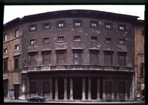 Ansicht des Renaissancepalastes Massimo alle Colonne