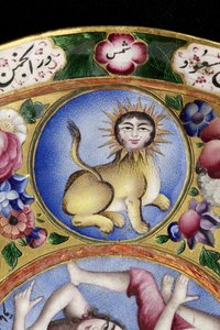 Gedeckter Schüssel, Untertasse und Löffel mit astrologischer Dekoration, frühes 19. Jahrhundert von Baqir
