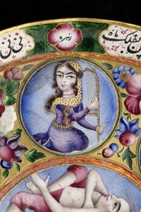 Gedeckelte Schale, Untertasse und Löffel mit astrologischer Dekoration, frühes 19. Jahrhundert von Baqir Baqir