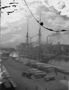 Lumber-Schoner auf dem Chicago River, Chicago, Illinois, USA