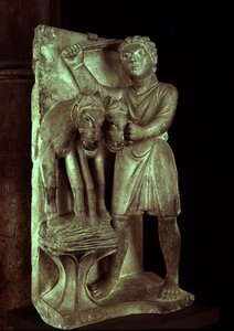 Weizen dreschen: Juli aus einem statuarischen Kalender der Arbeiten der Monate, ca. 1200