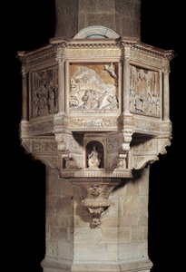 Marmorkanzel mit Geschichte des hl. Franziskus von Benedetto da Maiano