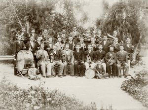 Die Orchestergruppe in Zichron Yaacov, ca. 1898-1900