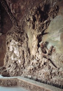 Innenansicht der Grotte von Bernardo Buontalenti (Grotta del Buontalenti) (1583-1588) Detail Palazzo Pitti, Giardino di Boboli, Florenz, Italien von Bernardo Buontalenti