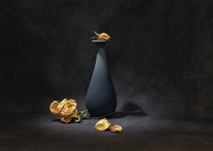 Melancholische getrocknete Rosen von Betty Liu