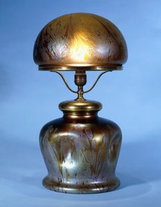 Seltene Loetz-Tischlampe mit Messingmontierung
