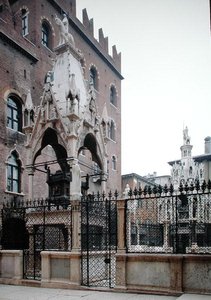 Grabdenkmal von Mastino II Della Scala (1308-51)