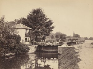 Haus des Schleusenwärters und Schleusentore von British Photographer
