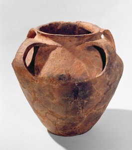 Armorikanischer bikonischer Krug mit vier Henkeln