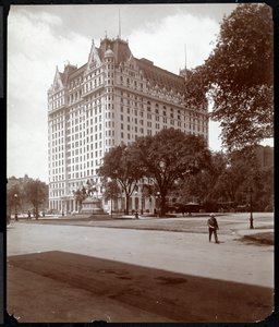 Das Plaza Hotel, 5th Avenue und 59th Street, New York, 1907 von Byron Company