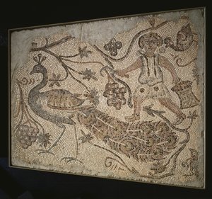 Bodenmosaik-Panel: Traubenernte mit Pfau, 400er Jahre von Byzantine