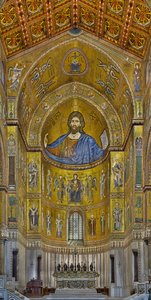 Ansicht der Apsis mit den byzantinischen Mosaiken, ausgeführt zwischen dem zwölften und Mitte des dreizehnten Jahrhunderts, teils von lokalen und teils von venezianischen Arbeitern, einschließlich des berühmten Christus Pantokrator von Byzantine