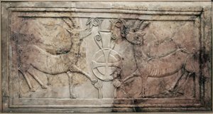 Dekorierter Chorschirm aus einer byzantinischen Kirche in den Hebron-Hügeln (Marmor) von Byzantine Byzantine