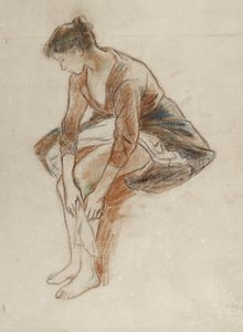 Studie einer jungen Frau, die ihre Beine badet