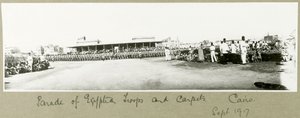Parade ägyptischer Truppen und Teppiche, Kairo, September 1917